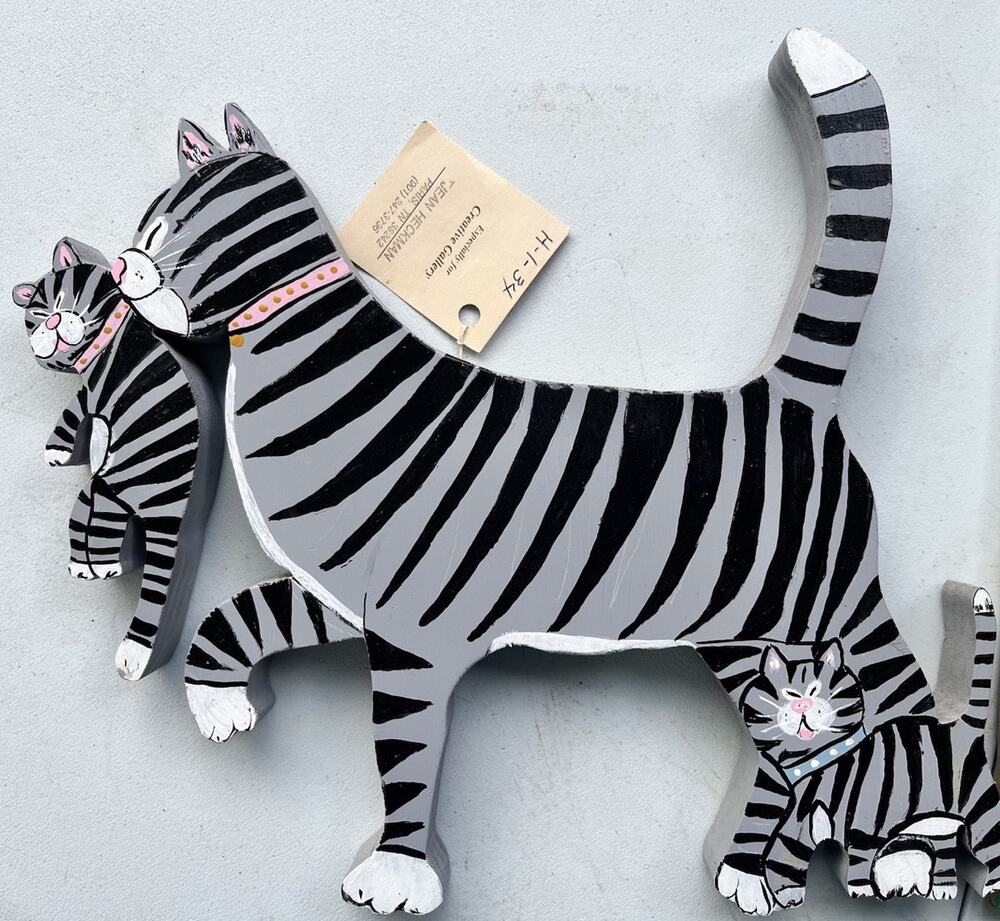 Handcarved & Handpainted Wooden Cats -Mother & 2 Kittens- Grey Tabby 6"x8"